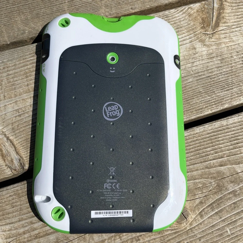 LeapFrog LeapPad Ultra 33200 Kids Learning Tablet Educational Game System READ